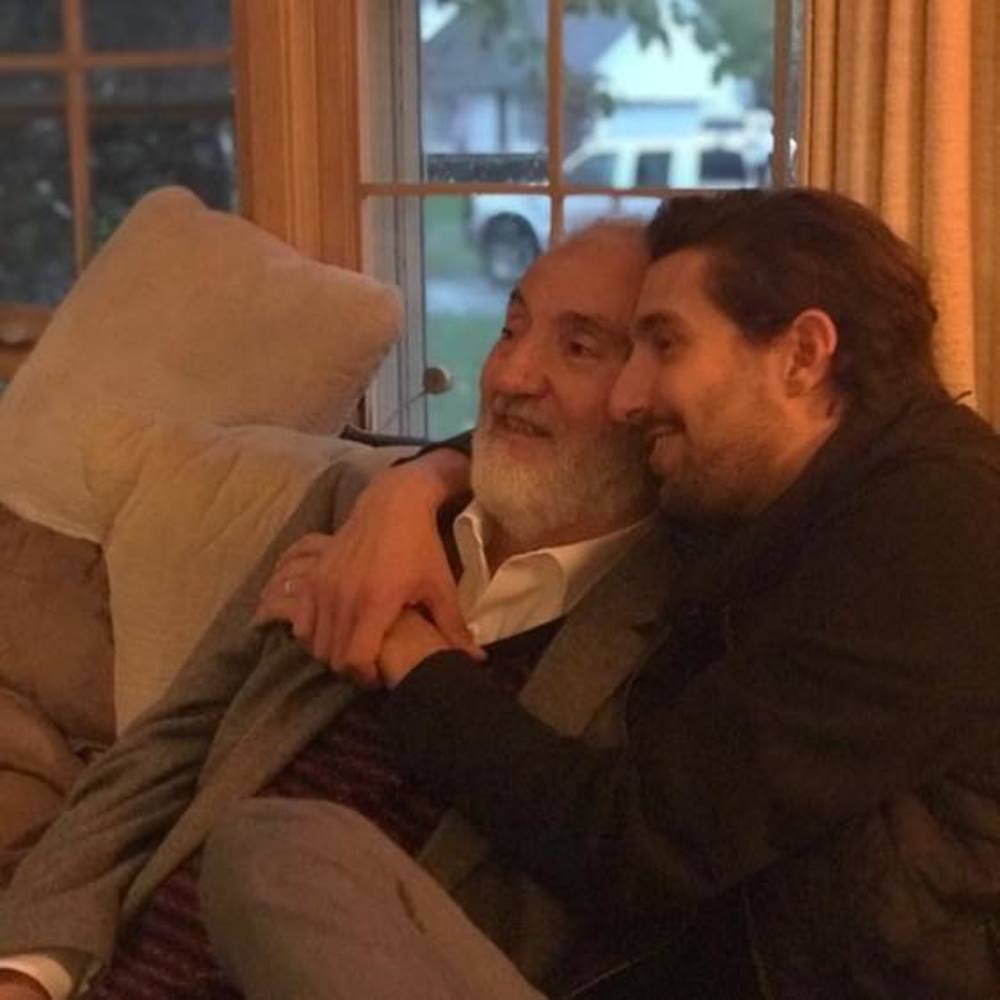 Meet your Posher, Hussien